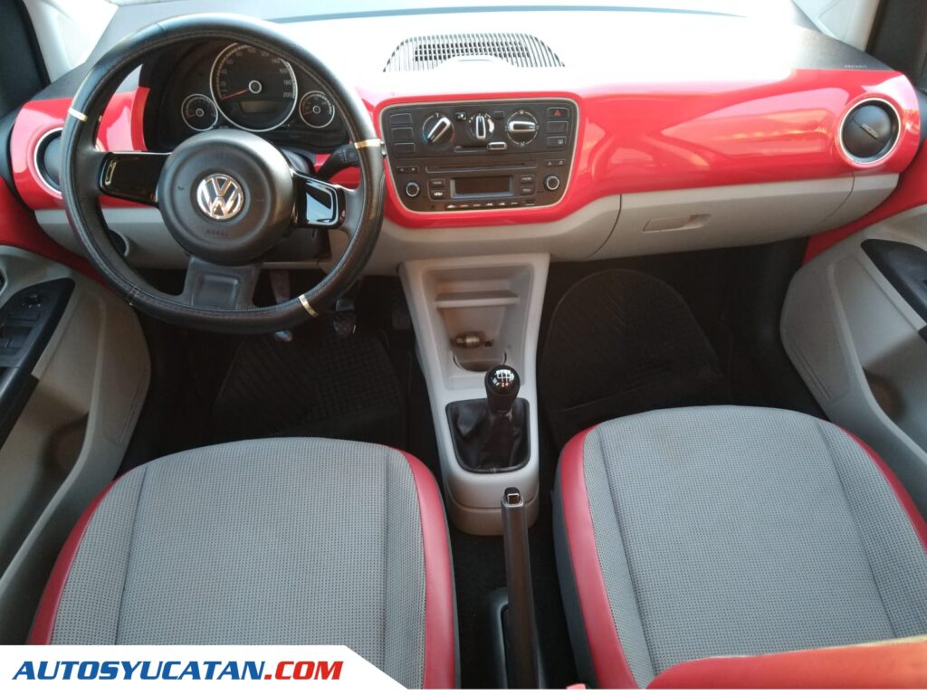 Volkswagen Up Standard 2016