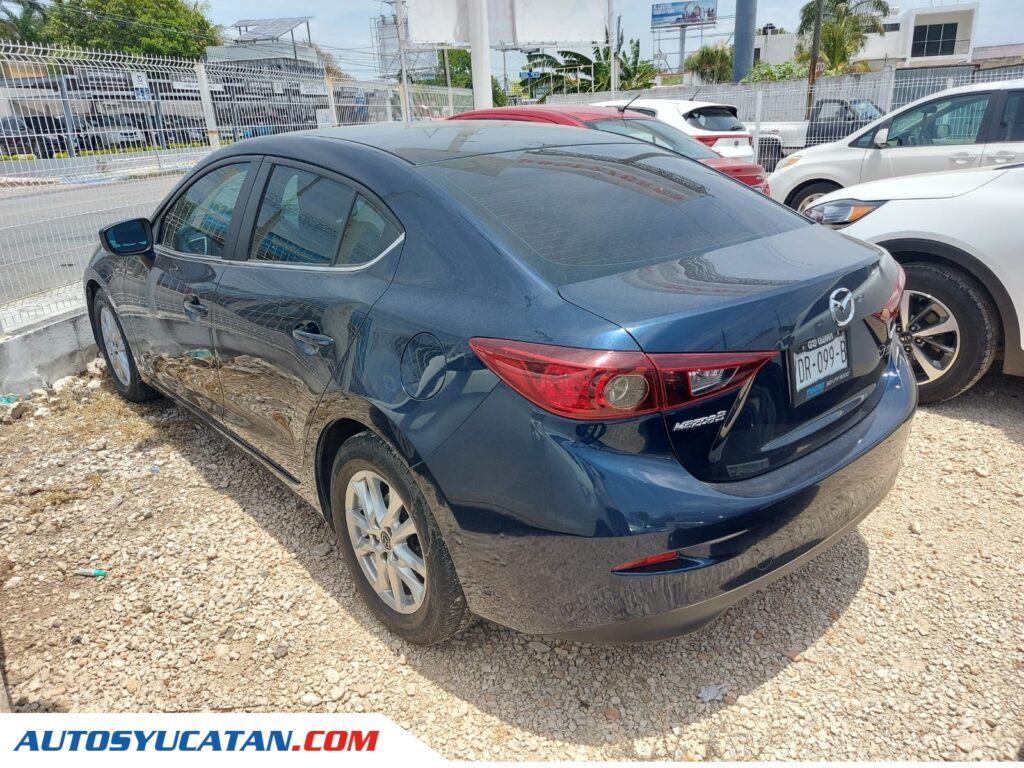 Mazda 3 STD 2018