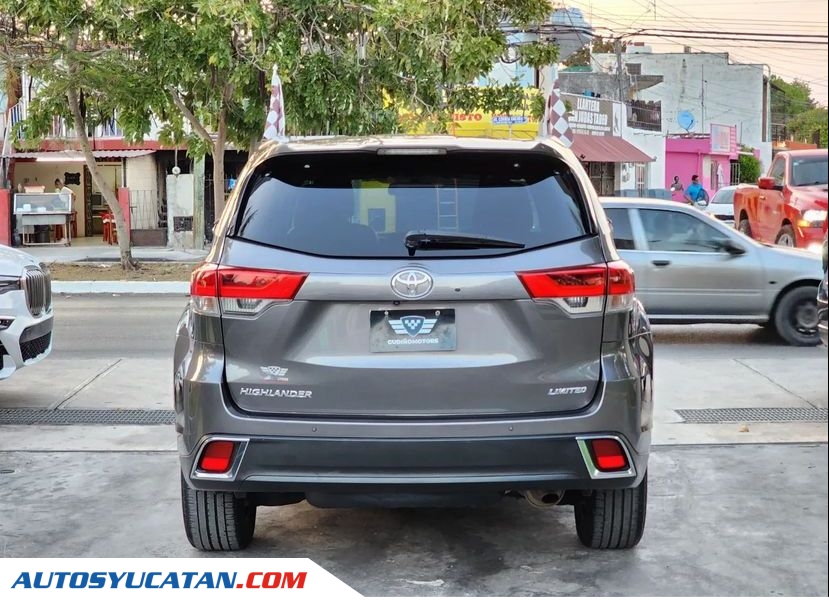 Toyota Highlander Limited 2018