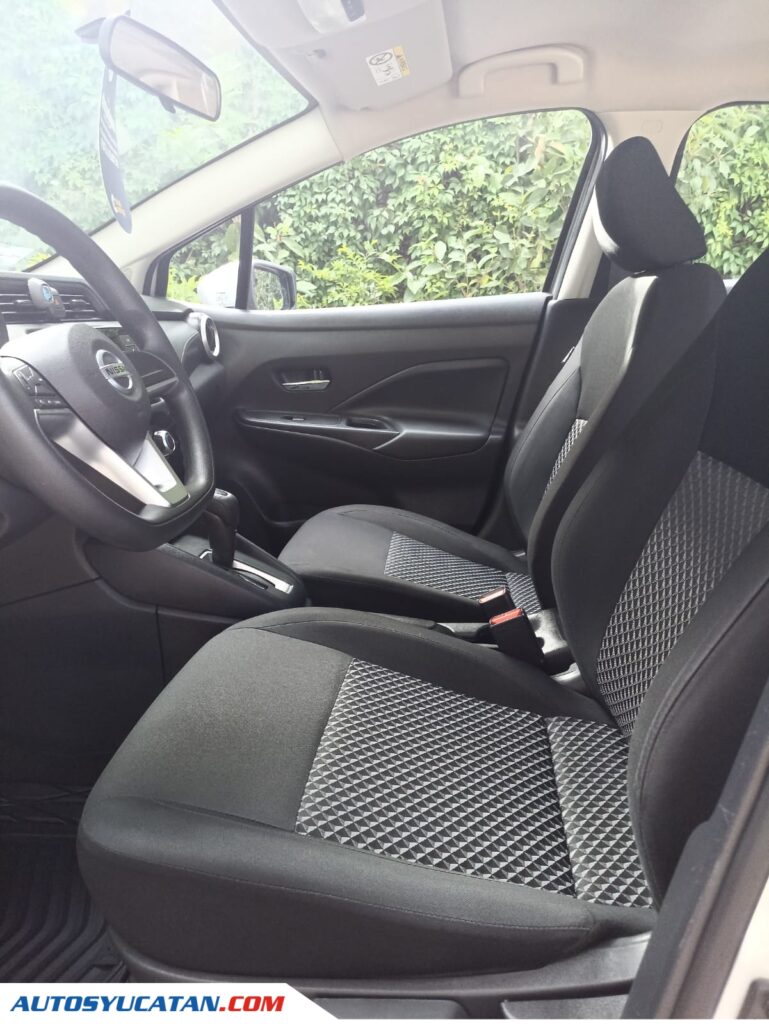 NISSAN VERSA 2021