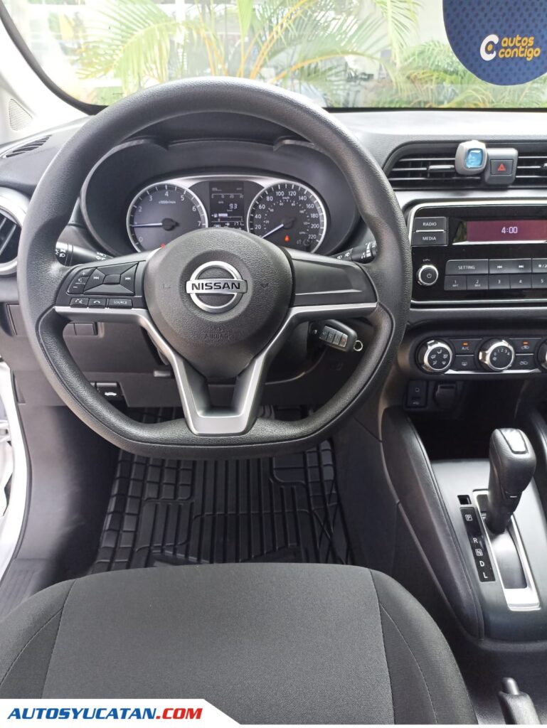 NISSAN VERSA 2021