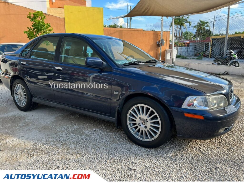 Volvo S40 2004