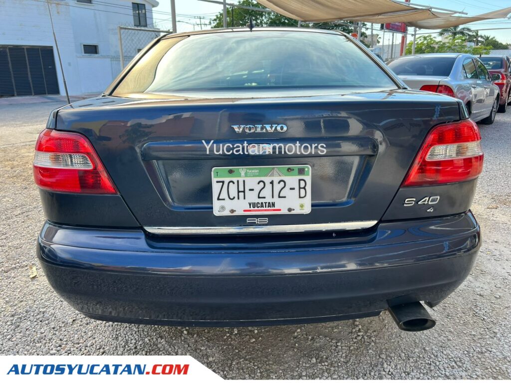 Volvo S40 2004