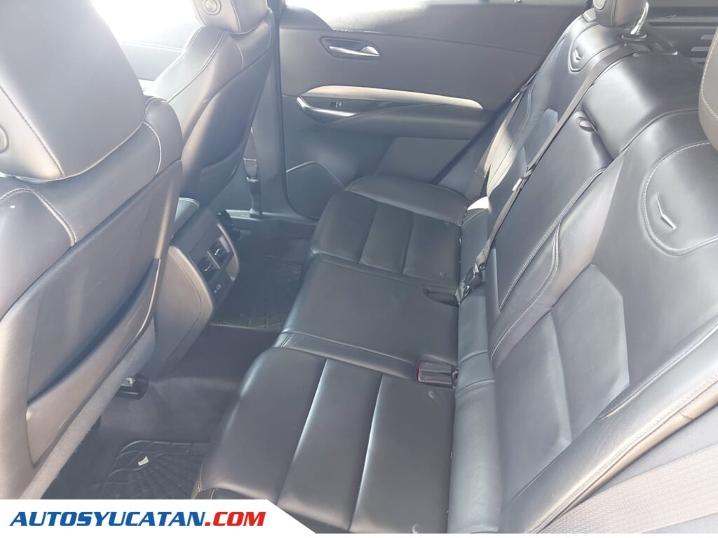Cadillac XT4 Premium Luxur 2019