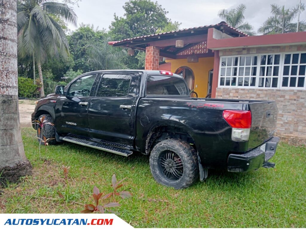 Toyota Tundra Límited 4x4 2010