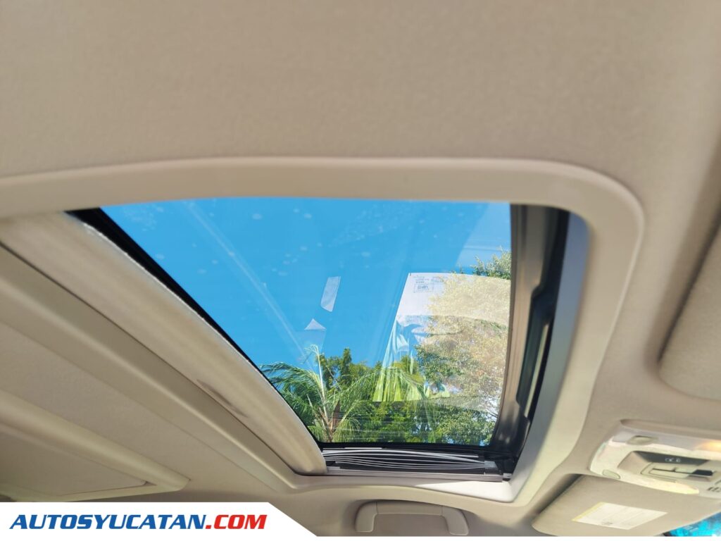 Toyota Sienna XLE Limited 2013