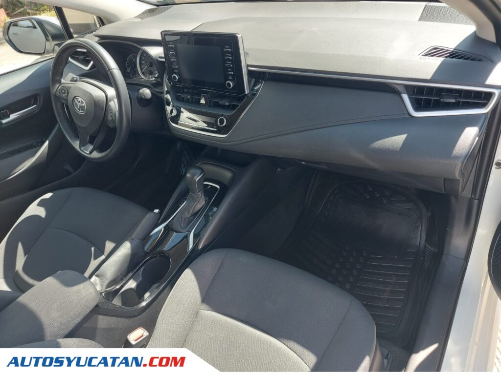 Toyota Corolla LE 2021