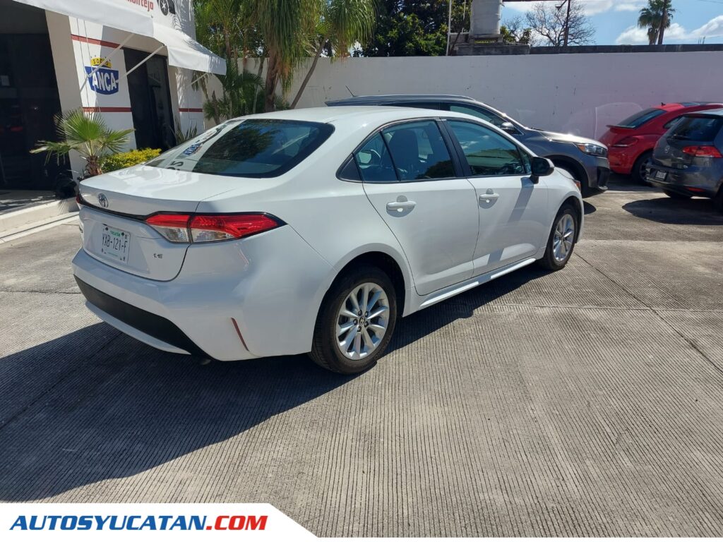 Toyota Corolla LE 2021