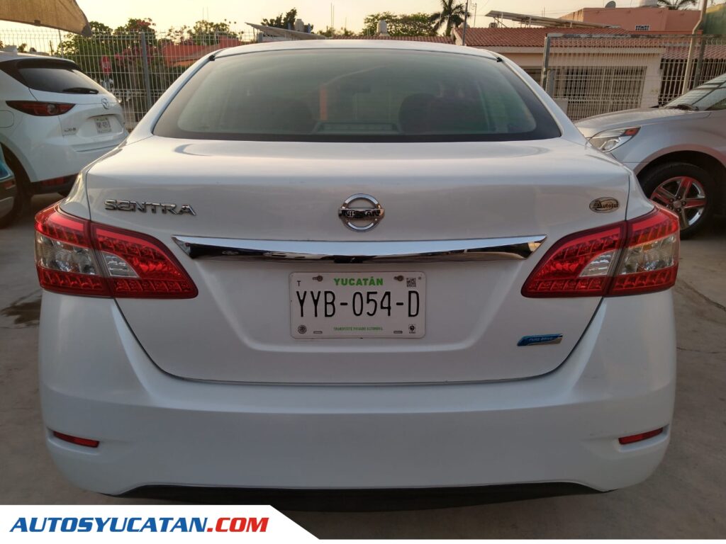 Nissan Sentra Standard 2016