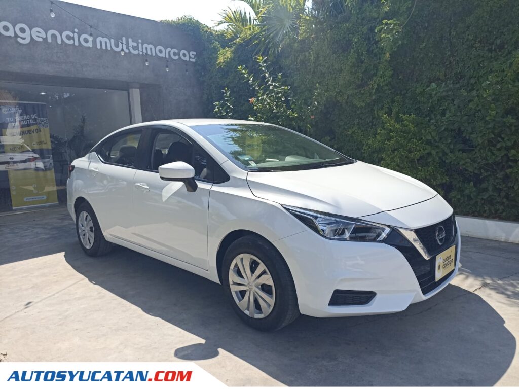 NISSAN VERSA