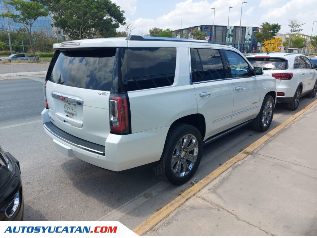 GMC Yukon 2016
