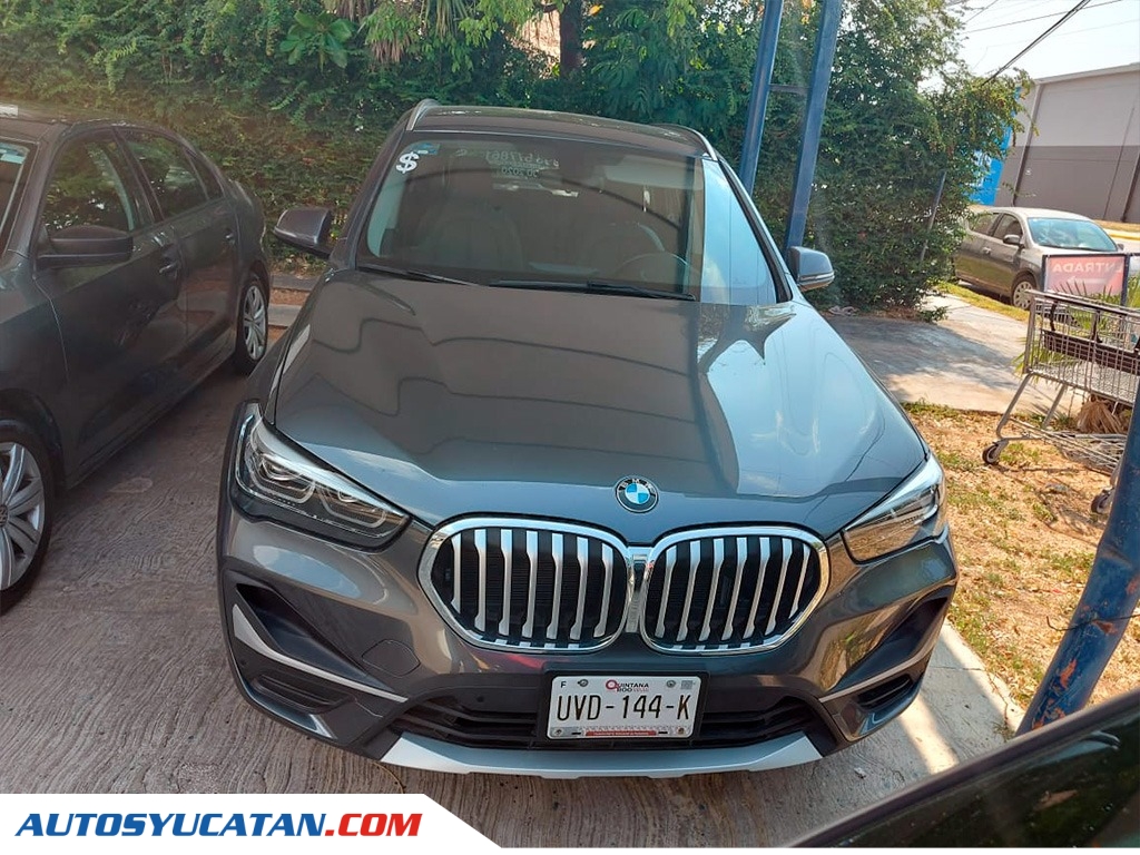 BMW X1 sDrive20iA Line Out 2020