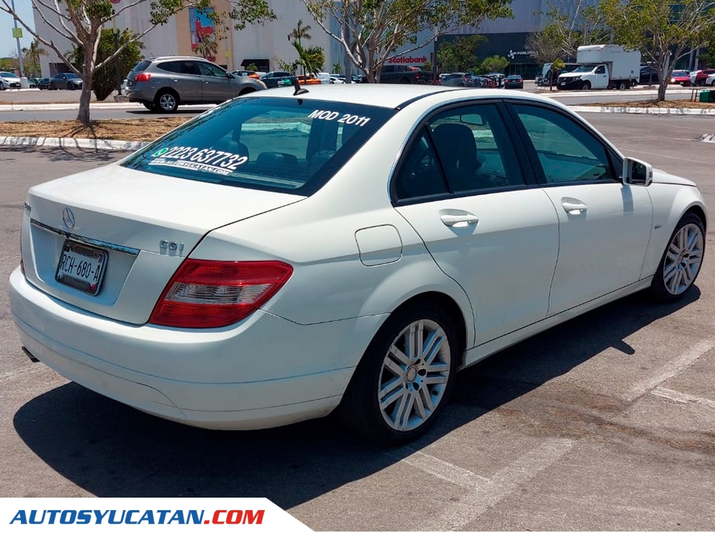 Mercedes Benz Clase C CGI 200 Exclusive 2011