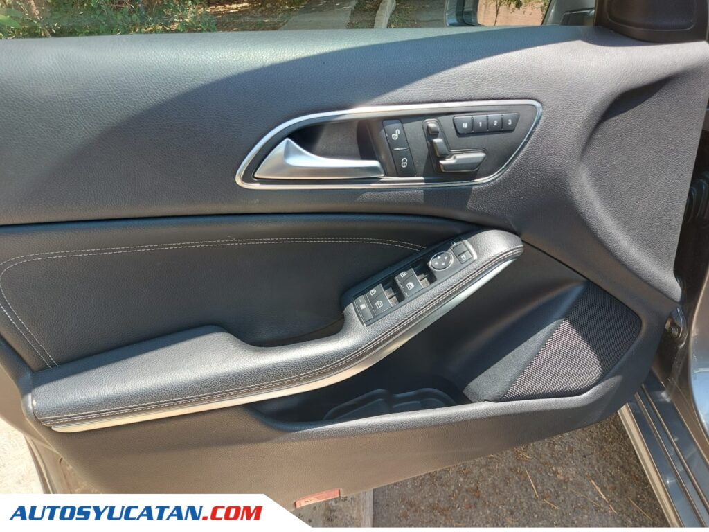 Mercedes Benz Clase A 200 Hatchback 2013
