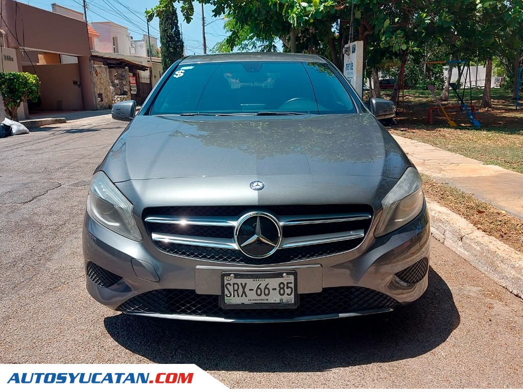 Mercedes Benz Clase A 200 Hatchback 2013