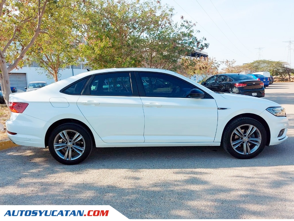 Volkswagen Jetta R-Line 2019