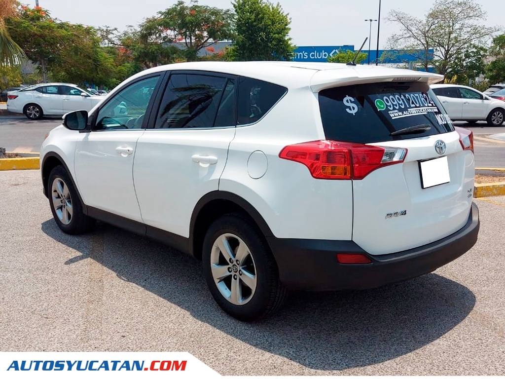Toyota Rav4 XLE AWD 2015