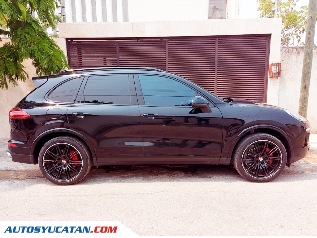 Porsche Cayenne Platinum Edition 2018