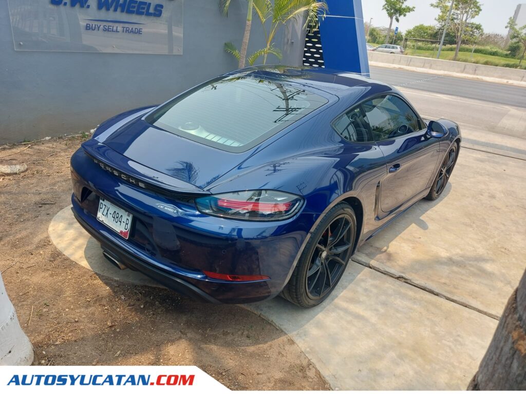 Porsche Cayman S 2020