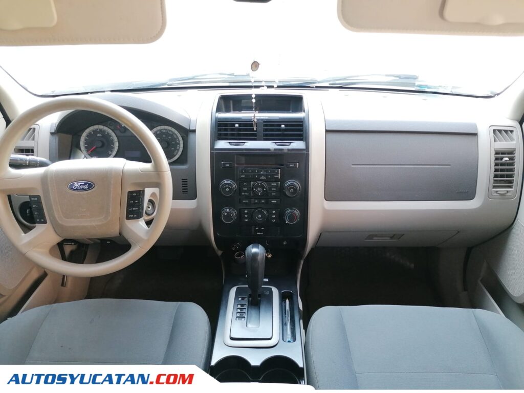 Ford Escape XLS 2009