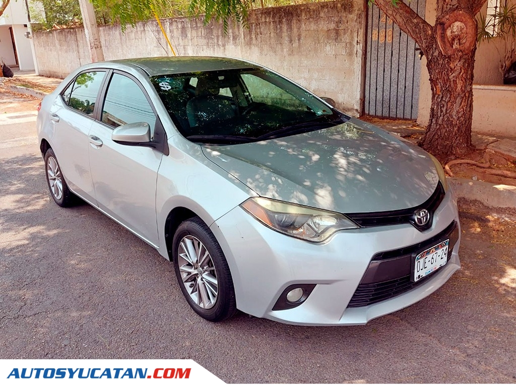Toyota Corolla LE 2015