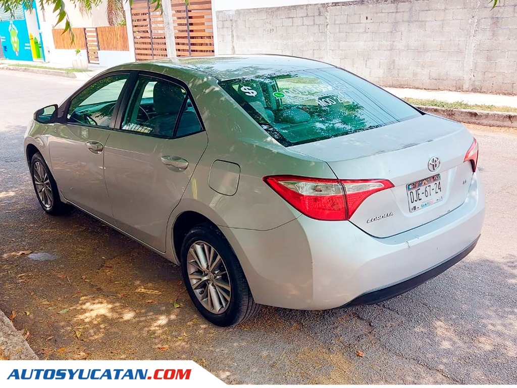 Toyota Corolla LE 2015