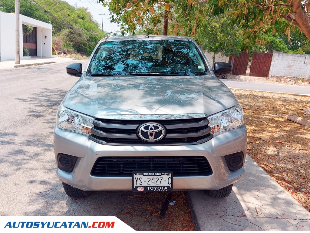Toyota Hilux 4x2 2023
