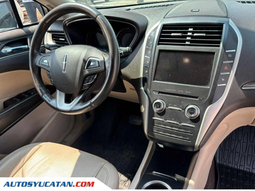 Lincoln MKC 2019