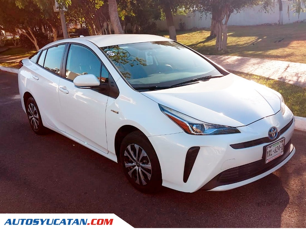 Toyota Prius Híbrido Base 1.8 2021