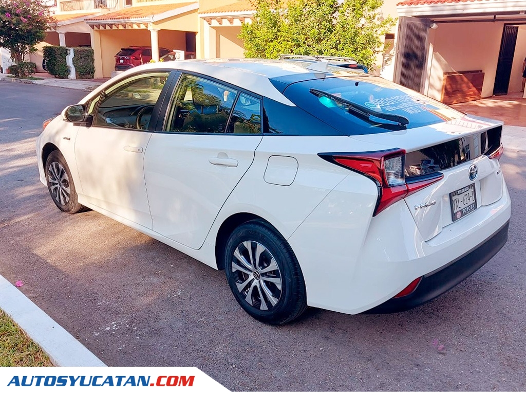 Toyota Prius Híbrido Base 1.8 2021