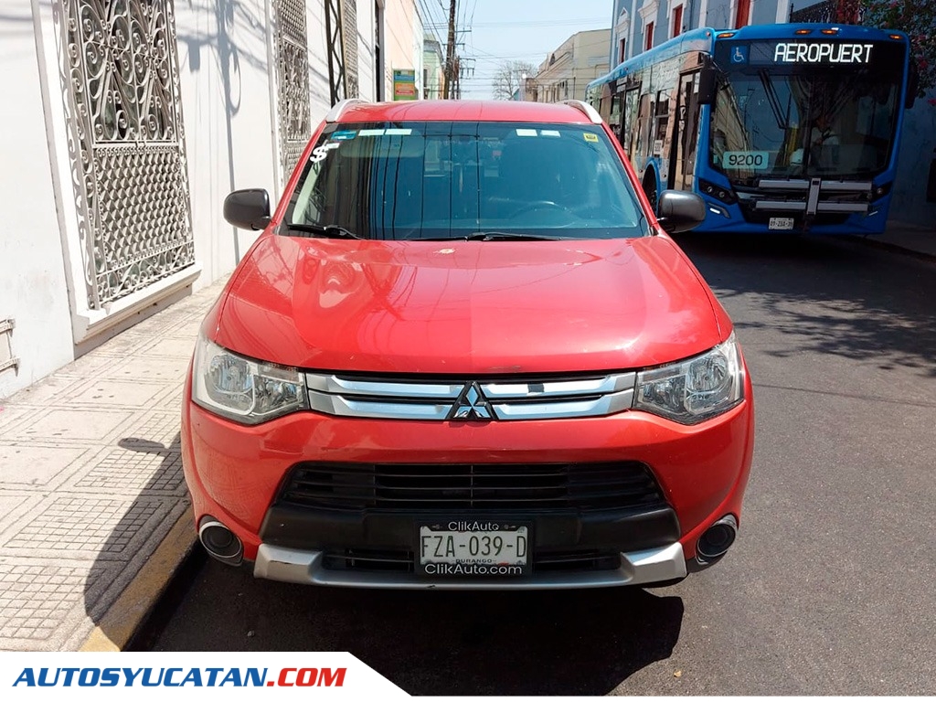 Mitsubishi Outlander SE 2015