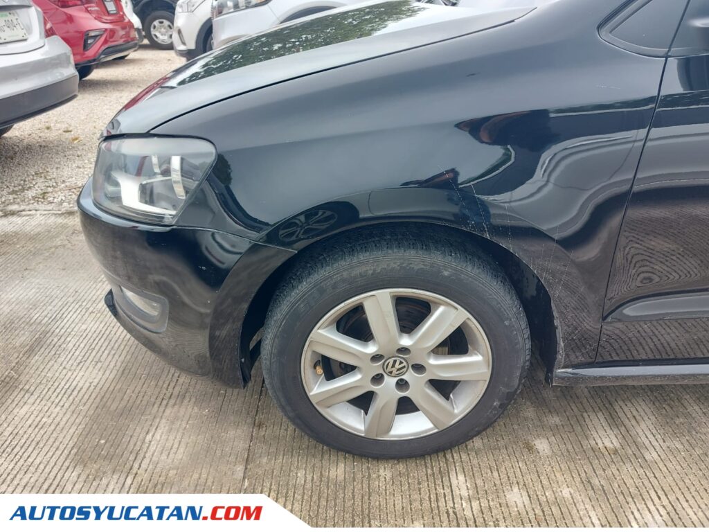 Volkswagen Polo Highline 2014