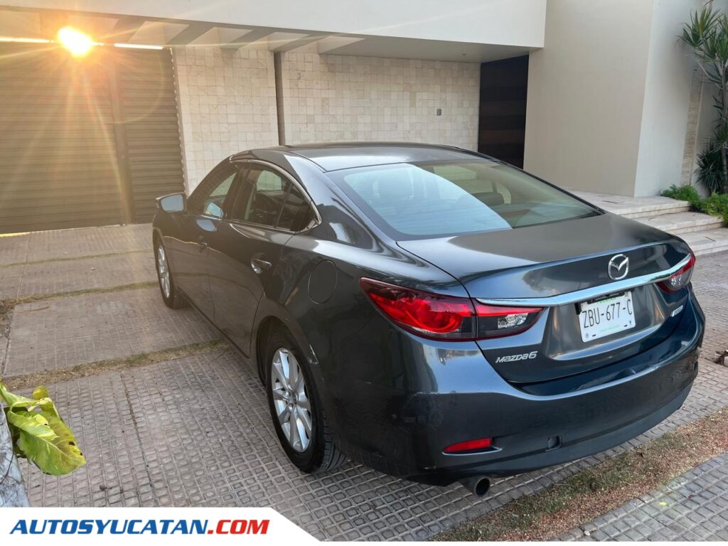 Mazda 6 Gris Único Dueño