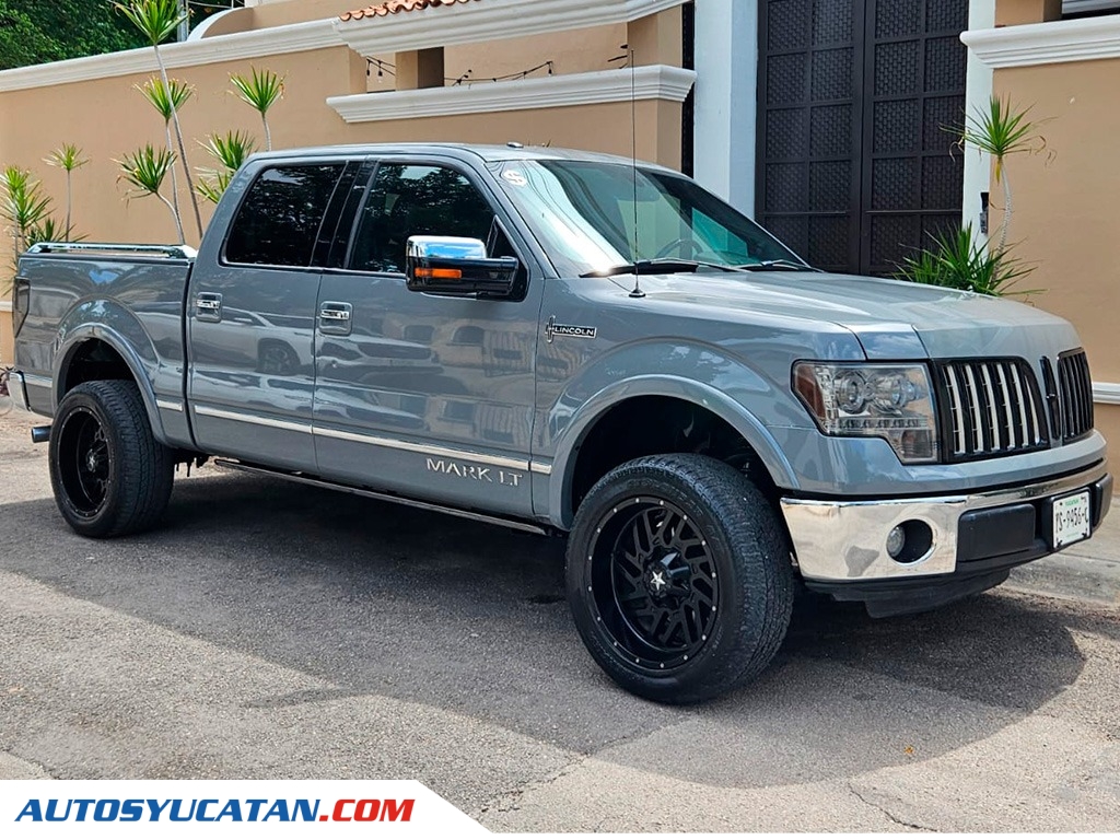 Lincoln Mark LT 2012