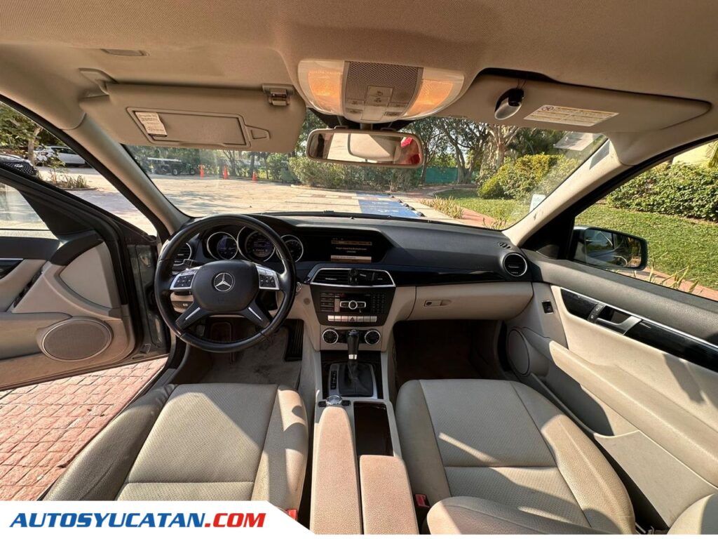 Mercedes Benz Clase C 180 CGI 2012