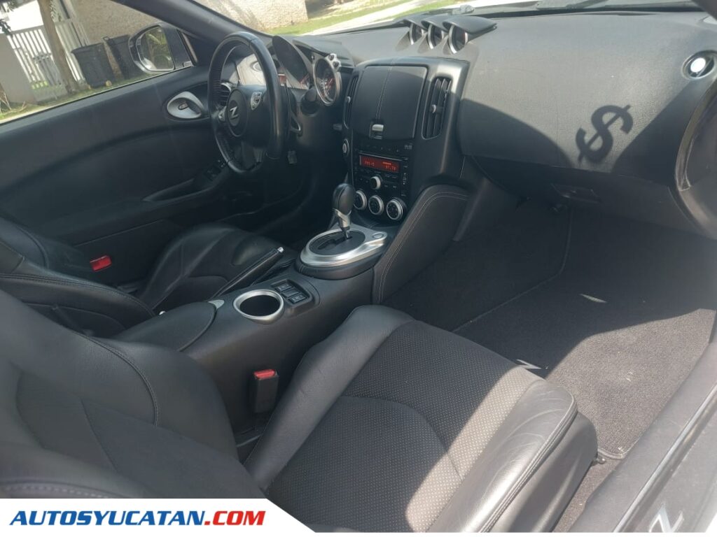Nissan 370Z Touring 2010