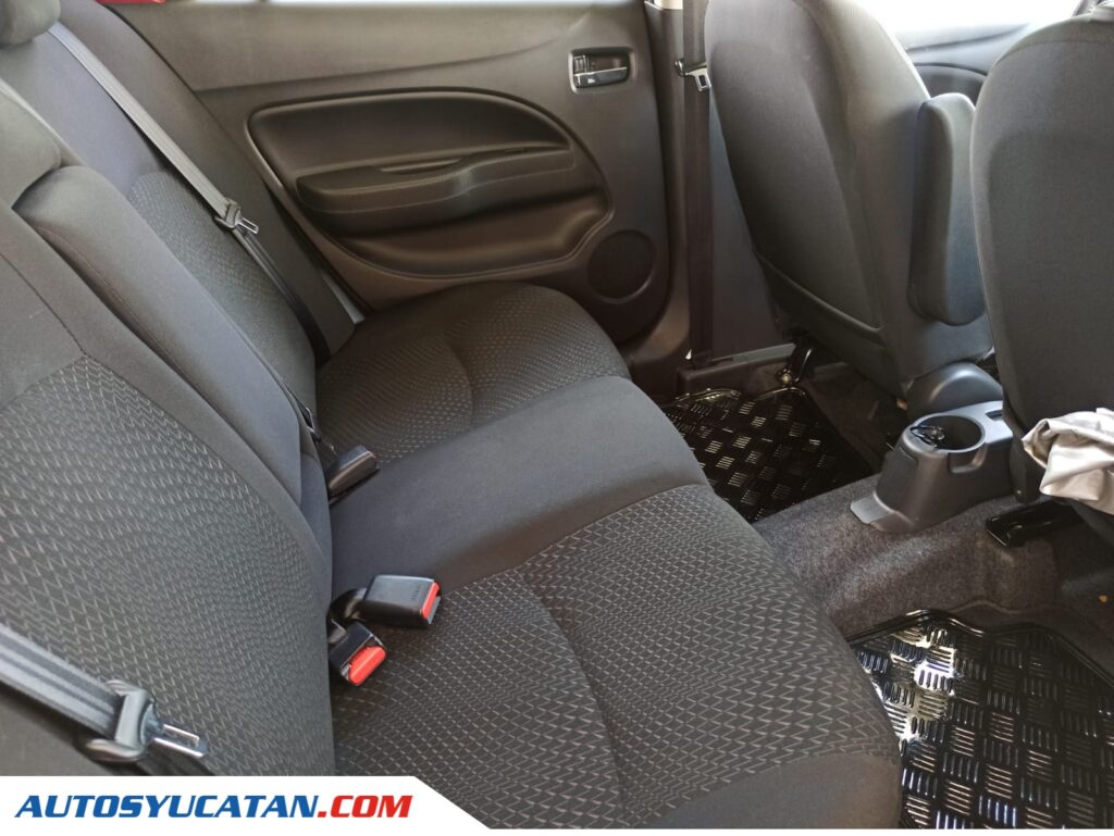 Mitsubishi Mirage 2023