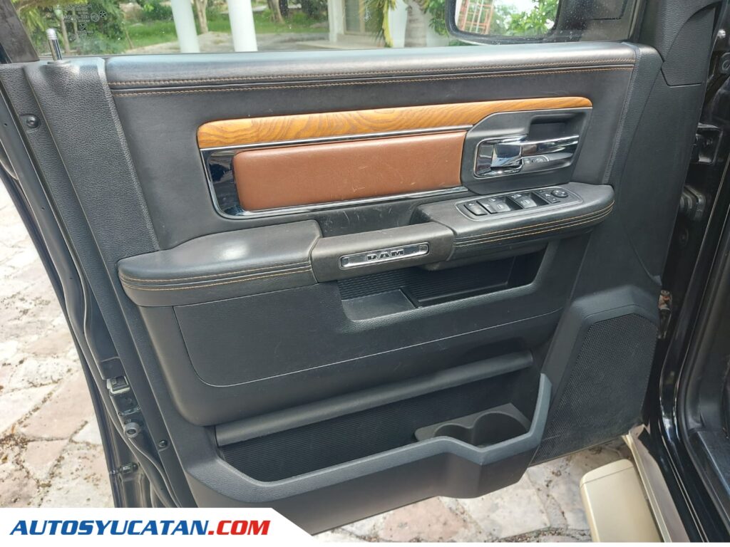 Dodge RAM 1500 Laramie Longhorn 2014