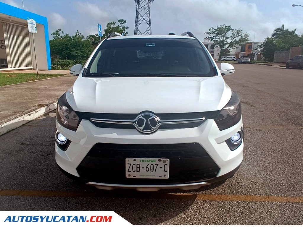 Baic X25 Fashion Top AT 2018