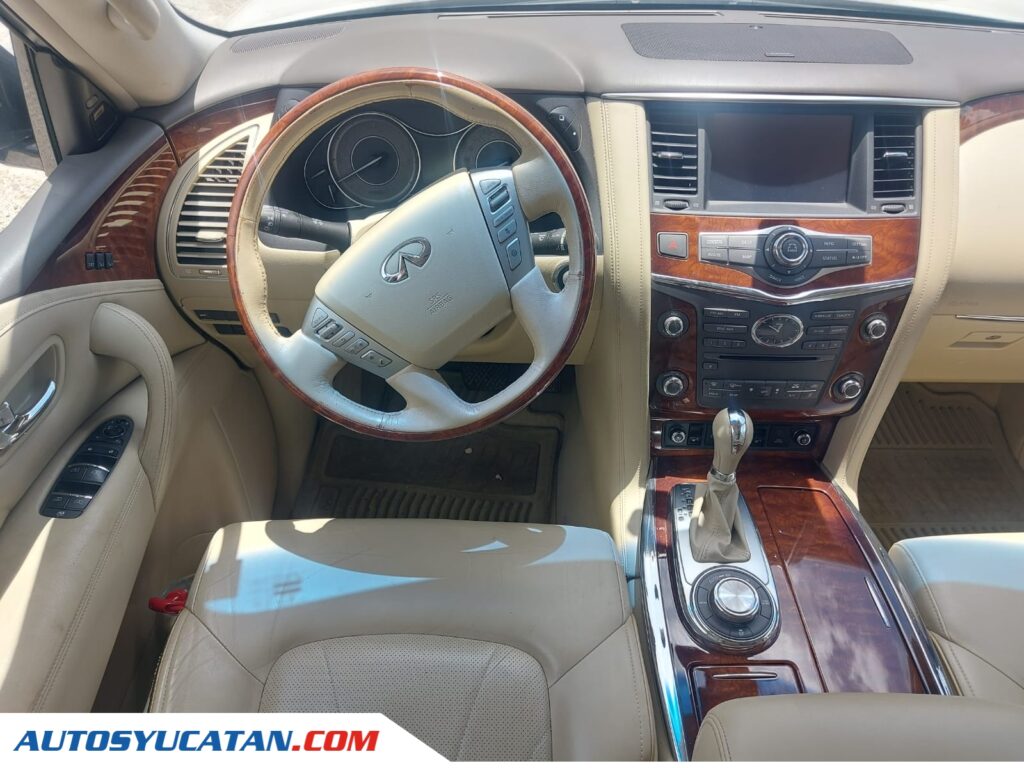 Infiniti QX80 2015