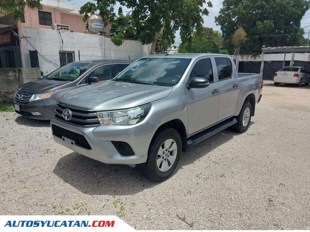 Toyota Hilux SR 2018