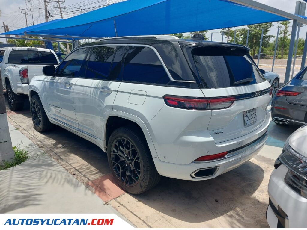 Jeep Grand Cherokee 2022