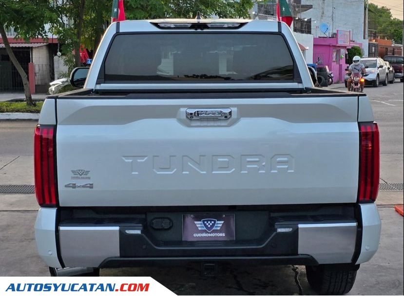 Toyota Tundra TRD 2024