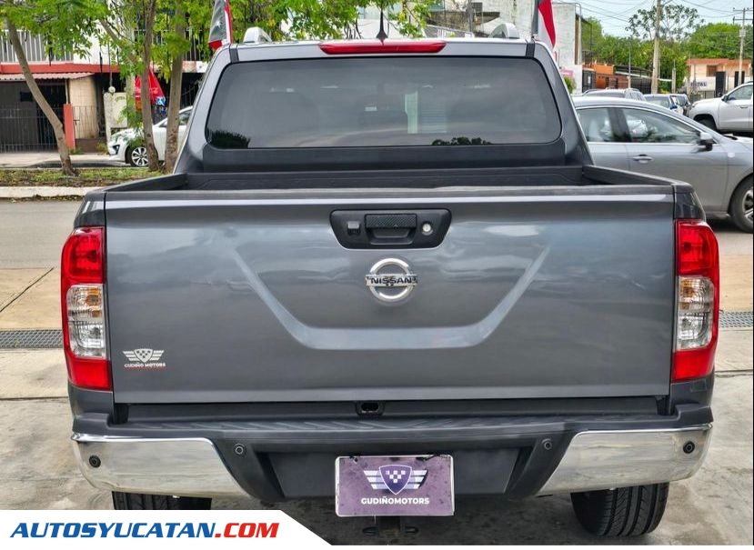 Nissan Frontier LE 2020