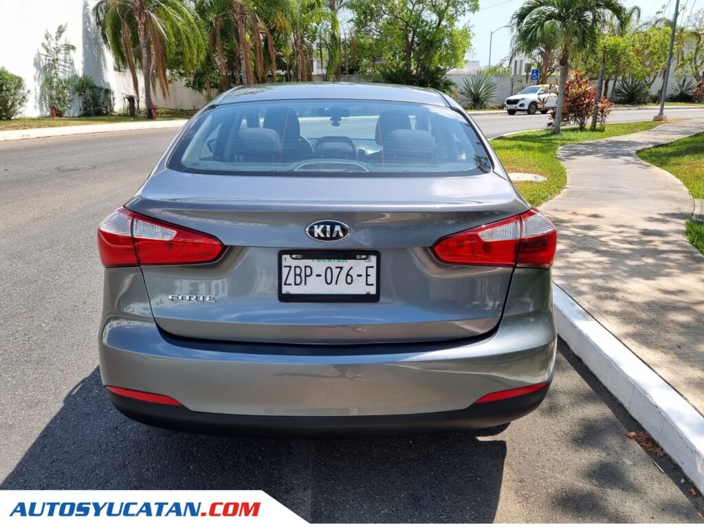 Kia Forte LX STD 2016