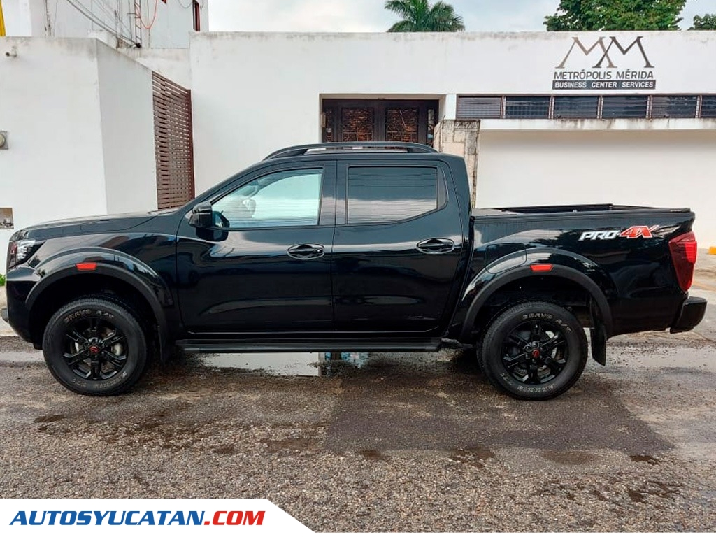 Nissan Frontier PRO 4X 2023