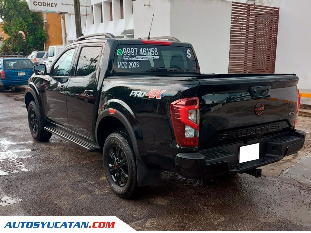 Nissan Frontier PRO 4X 2023
