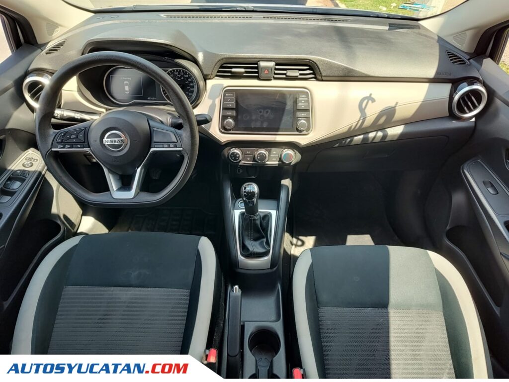 Nissan Versa Advance STD 2020