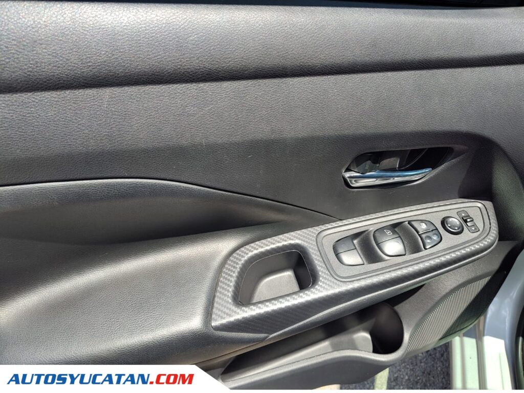 Nissan Versa Advance STD 2020