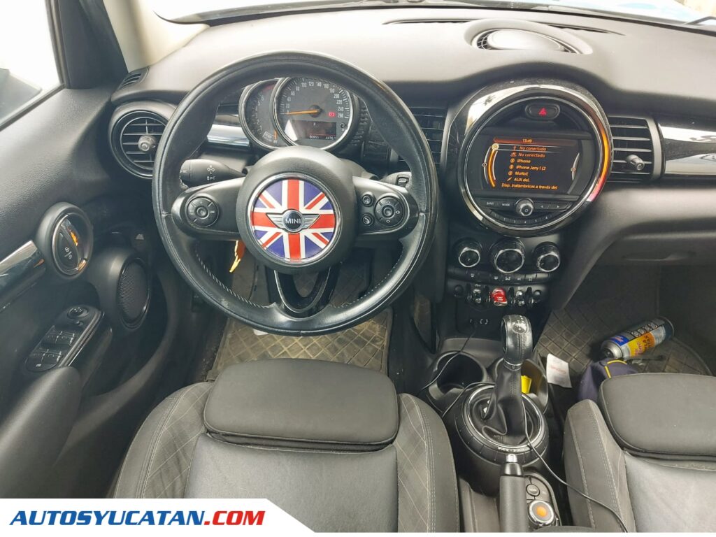 Mini Cooper Chili T/A de 5 puertas 2016